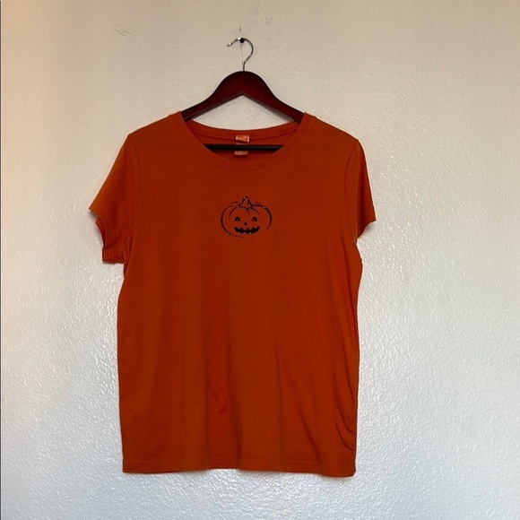 Tops - Orange Halloween Graphic T-Shirt